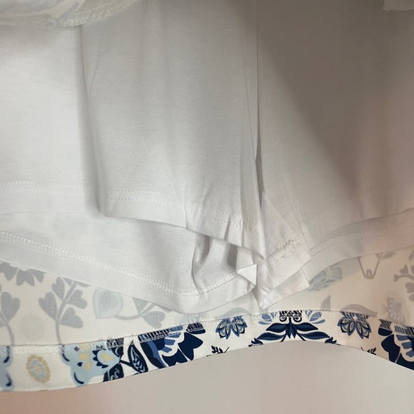 Super Cute Floral Skort w/ matching blouse, XXL and 18 - Picture 8 of 10